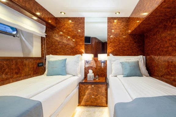 Image of LADY LONA yacht #26