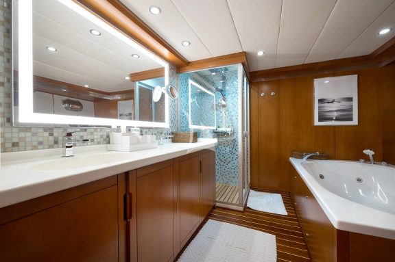 San Limi Master ensuite