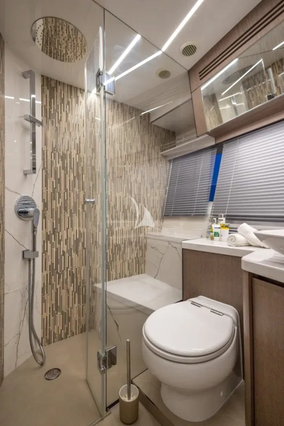 Image of PARADISE yacht #43