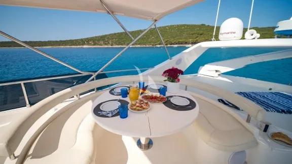 Flybridge
