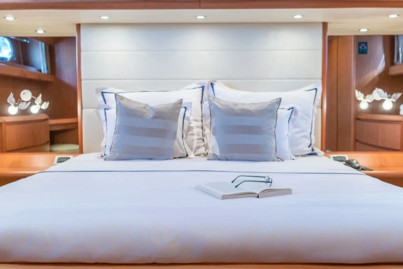 Image of JANTAR yacht #12
