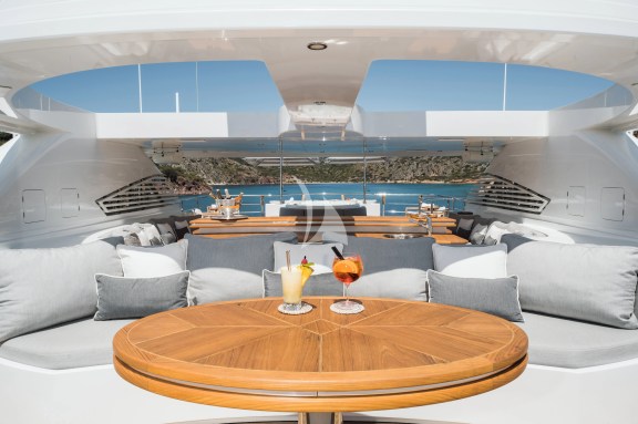 Sundeck forward