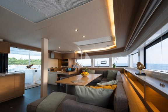 Image of LADY M yacht #11