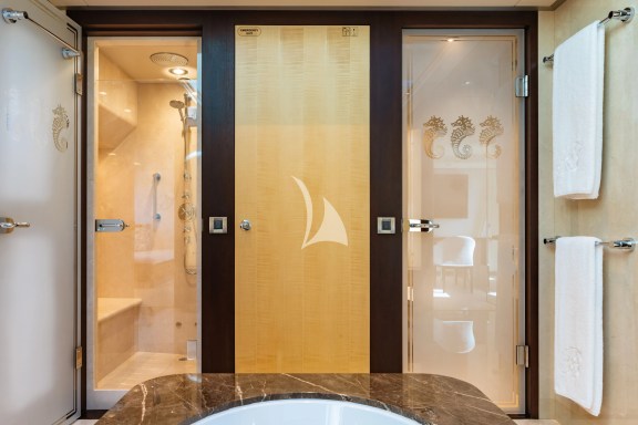 Image of BELLA yacht #11