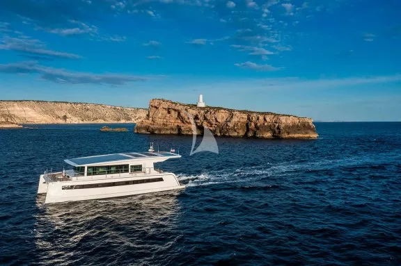 Image of SILENT DREAM yacht #25