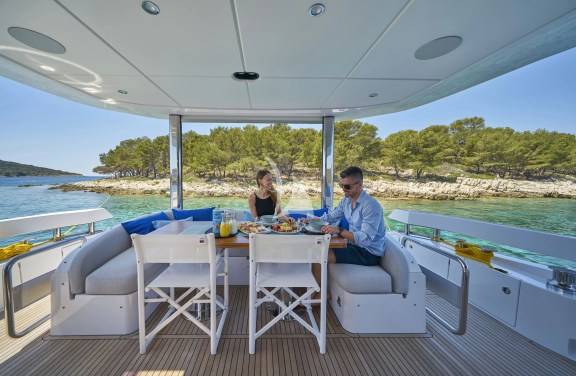 Image of VIVA yacht #7