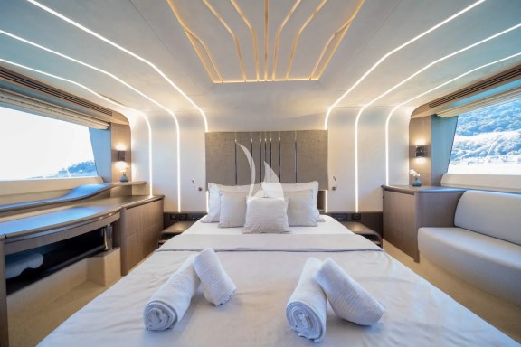 Image of PARADISE yacht #31