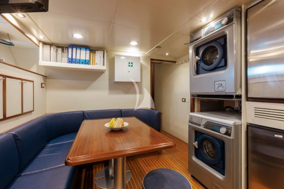 Crew mess