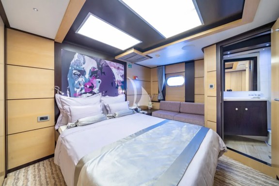 Image of NAVILUX yacht #32