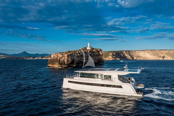 Image of SILENT DREAM yacht #18