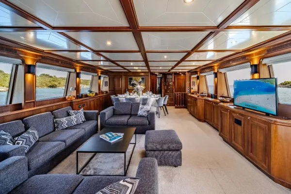 KLOBUK yacht charter in Croatia