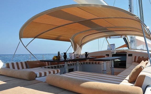 Outside dining area