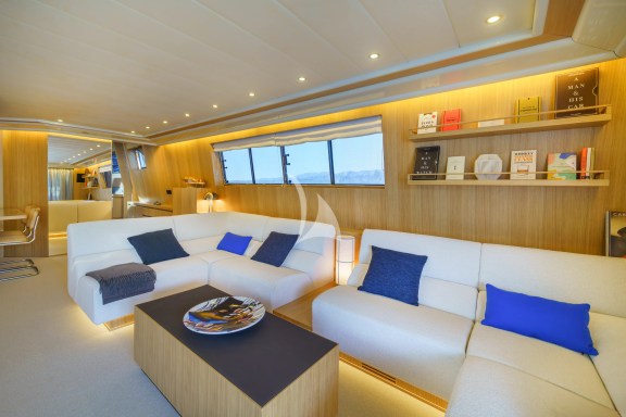 PHANTOM salon with coastal vistas