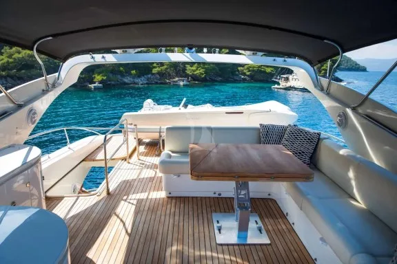 Image of SALT yacht #6