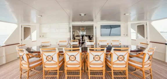 Bridge deck dining