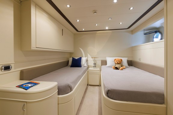 Triple Cabin