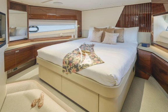 Vip Cabin