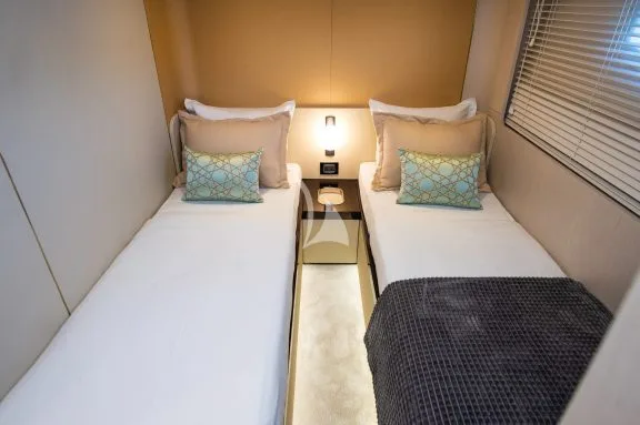 PREWI twin cabin view