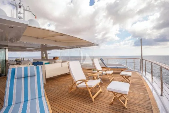Sun deck