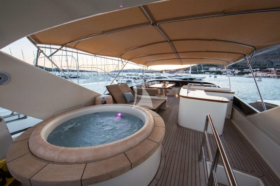 Image of LADY LONA yacht #6