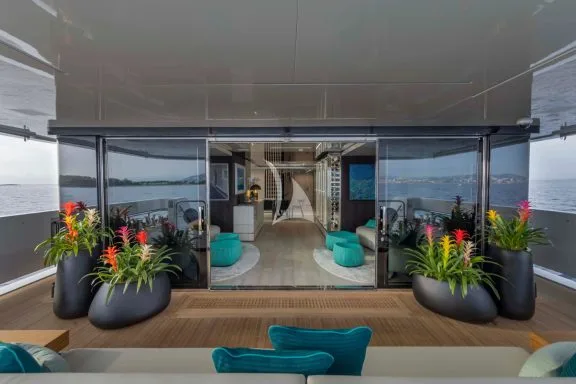 Main aft deck looking forward