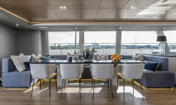 7X dinning table in the saloon