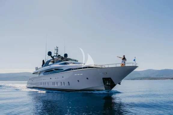 Image of Cynthia yacht #5