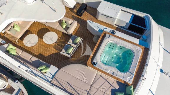 Image of SILENT WORLD yacht #44