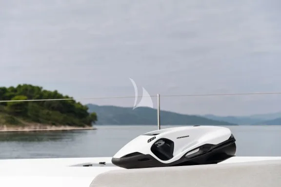 Image of LADY M yacht #14