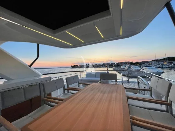 Image of BAZINGA yacht #6