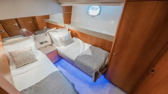 Image of KARISMA yacht #32