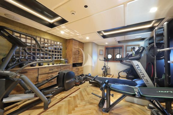 FULLY EQUIPPED GYM