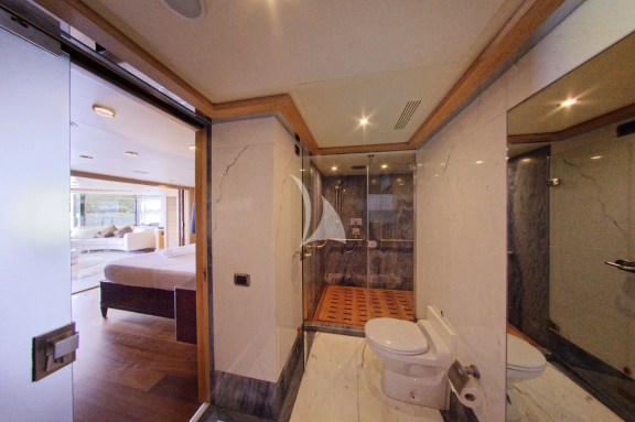 Bathroom of 2nd Master suite on Upper Deck