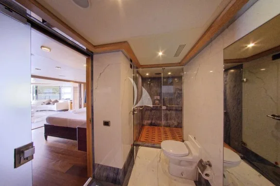 Bathroom of 2nd Master suite on Upper Deck