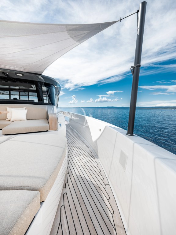 Image of KIMANI yacht #28