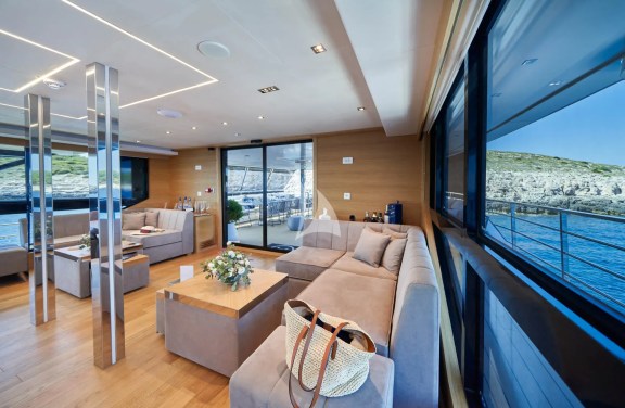 Interior Upper Deck