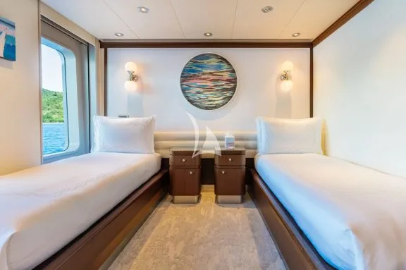Image of BELLA yacht #19