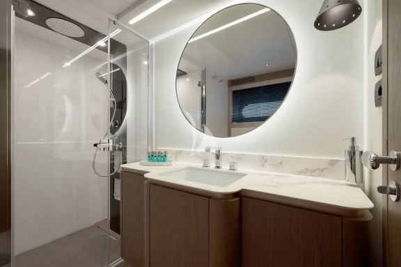 Image of PRINCESS KARLA (LAGOON 60) yacht #25