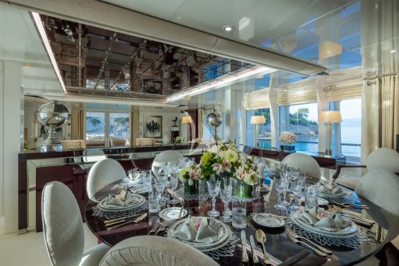 Image of VERA yacht #15