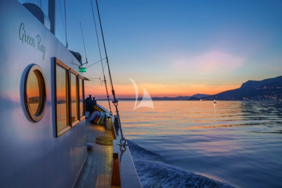 Image of GREEN RAY yacht #37