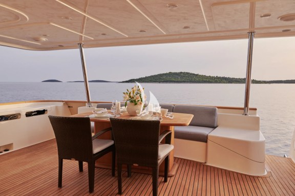 Friend's Boat aft deck dining area