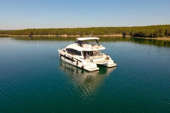 Image of By My Side yacht #110