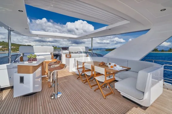 Flybridge