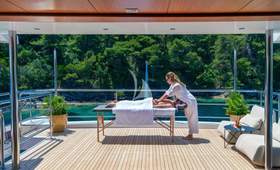 Image of Renata yacht #112