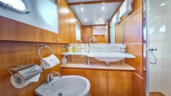 Image of KARISMA yacht #36