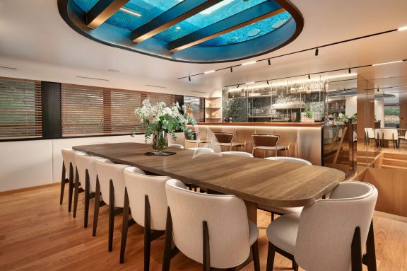 Dining room and a bar