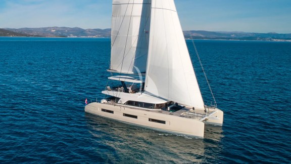 Image of AMADA MIA yacht #3