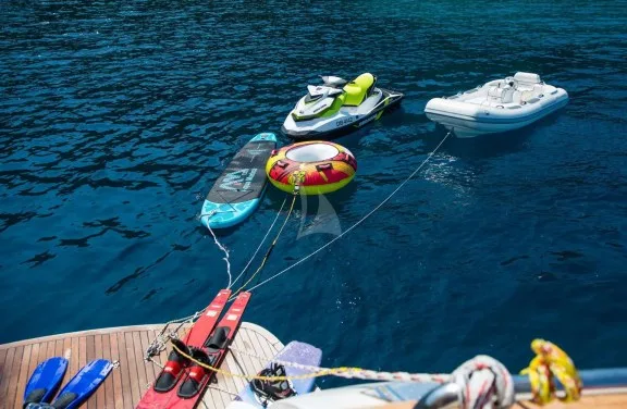 Image of SALT yacht #17