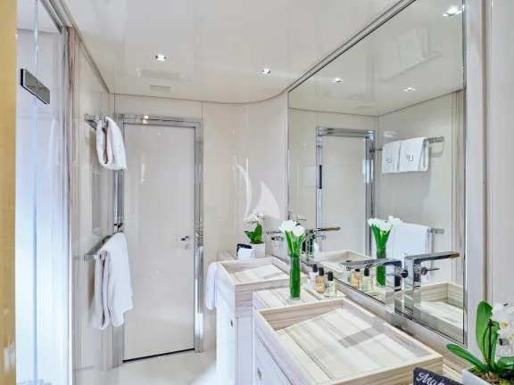 Image of LA PELLEGRINA 1 yacht #27