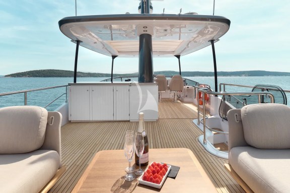 Image of PRINCESS KARLA (LAGOON 60) yacht #44